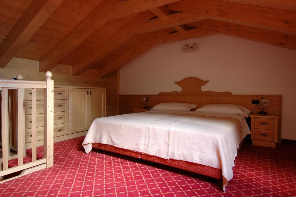 Residence Pez Gajard San Martino Di Castrozza Quarto foto