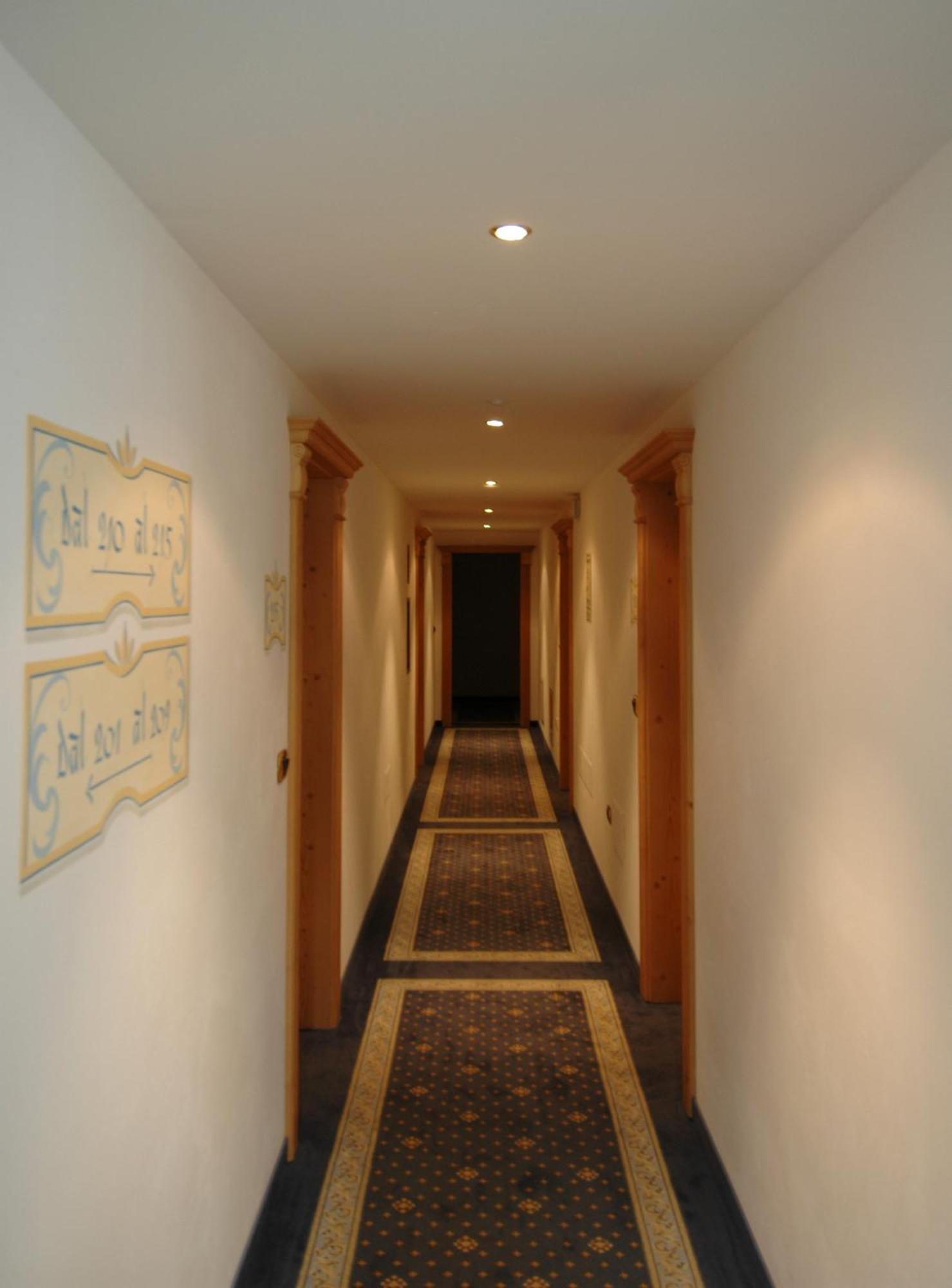 Residence Pez Gajard San Martino Di Castrozza Exterior foto
