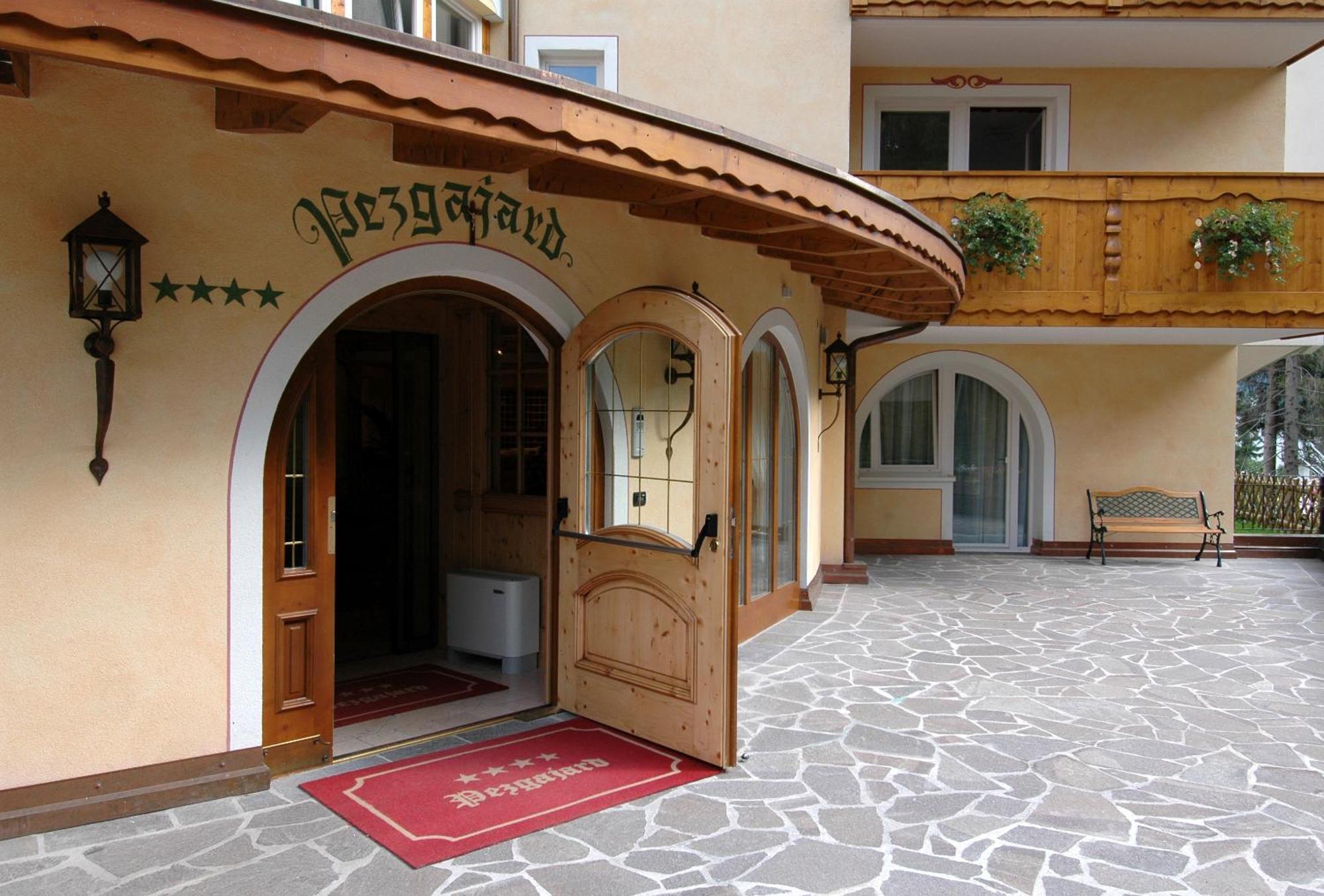 Residence Pez Gajard San Martino Di Castrozza Exterior foto