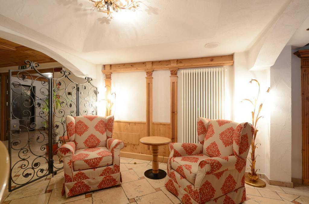 Residence Pez Gajard San Martino Di Castrozza Exterior foto