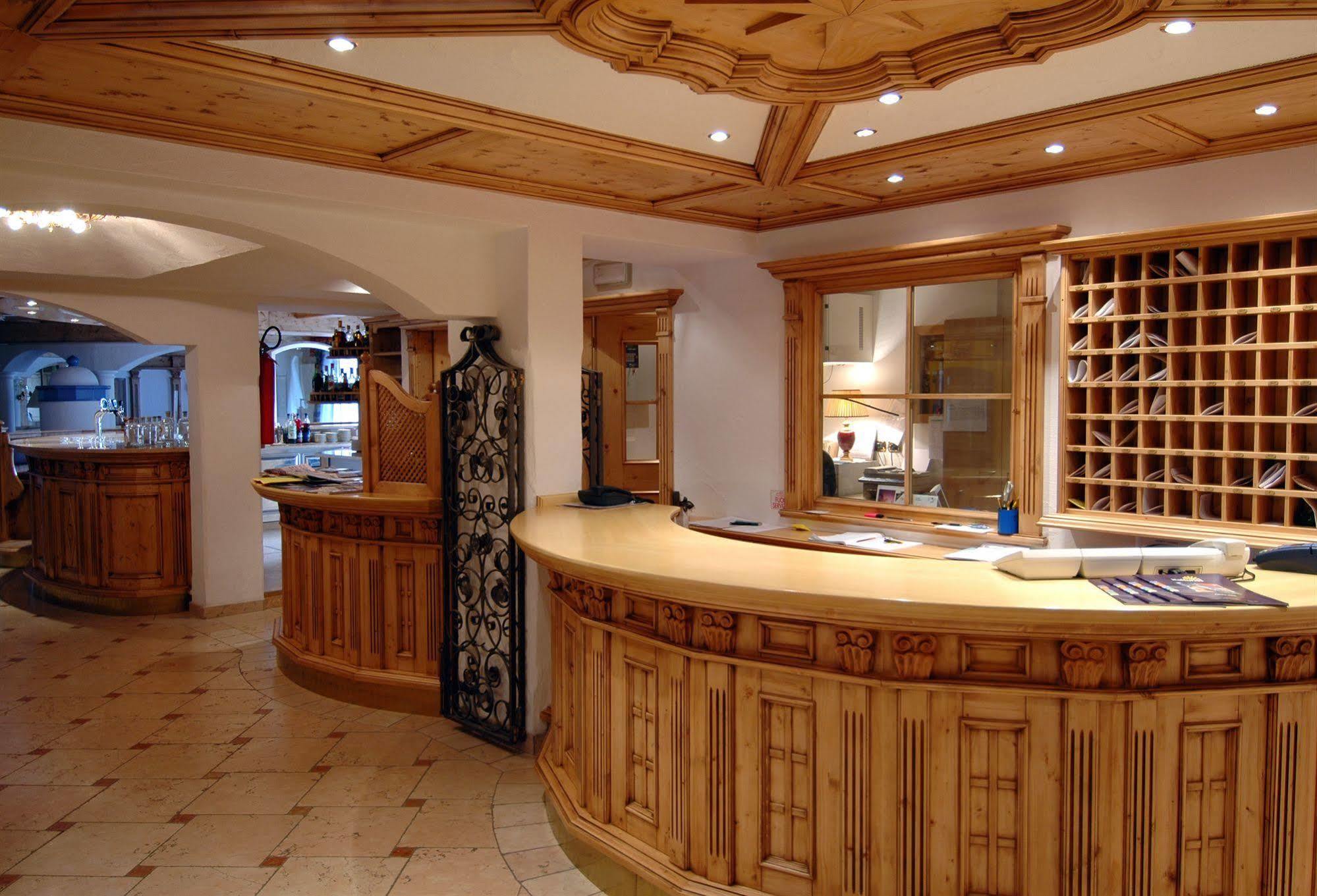 Residence Pez Gajard San Martino Di Castrozza Exterior foto