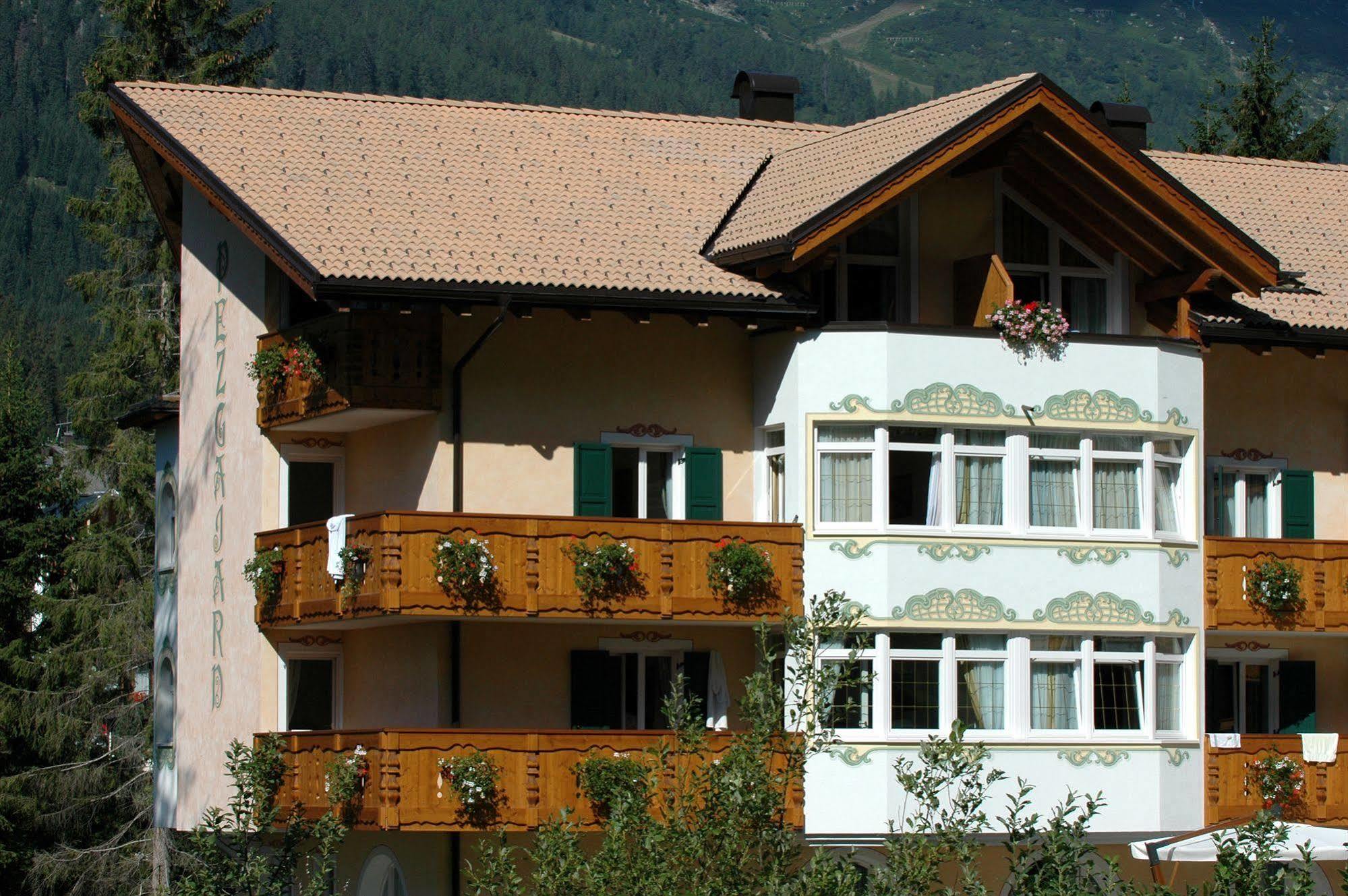 Residence Pez Gajard San Martino Di Castrozza Exterior foto